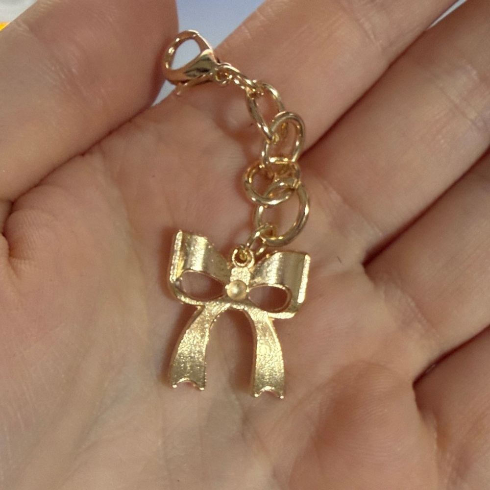 Pink Bow Key/Bag charm (Price is for 1) - Picture 4 of 5